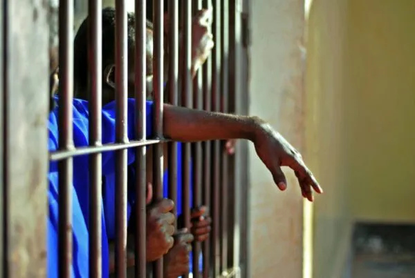 Tension In Kuje Prison As Inmates Protest The Death of Their Fellow Inmate Due To Warders Negligence.
