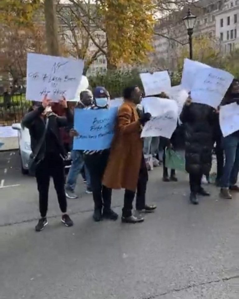 Heavy Protest Against Tinubu at Chatham House UK [PHOTO]