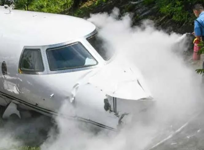 Private Jet Carrying VIPs Crash-Lands in Ibadan