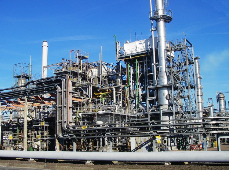 Dangote Refinery Set to Manufacture Gasoline and Polypropylene from March
