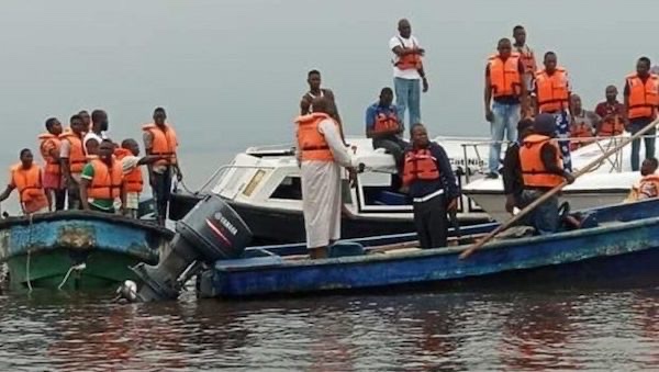 Tragedy Strikes as Boat Capsizes in Anambra: Five Dead, 30 Rescued