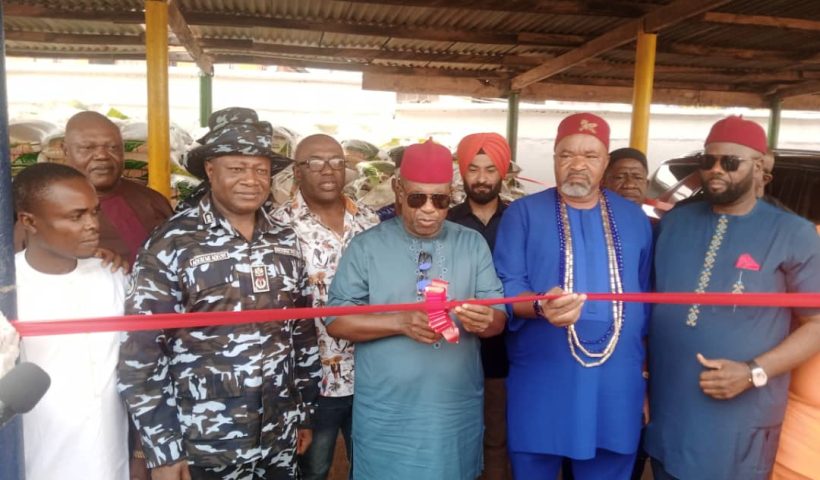 Sir Emeka Offor Foundation (SEOF) Continues Generosity with 1000 Bags of Rice Donation to POWA in Anambra