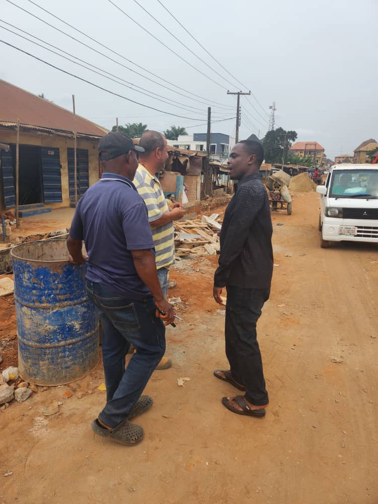 Today, on Saturday, March 2nd, 2024,Hon. Augustine Onyekachukwu Ike Ikedoji KSJI conducted an inspection of the ongoing bank road construction