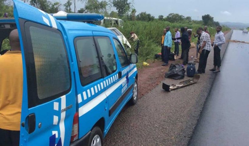 Fatal Crash on Lagos-Ibadan Expressway Claims One Life and Leaves Five Injured