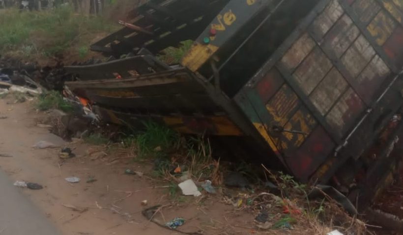 Tragic Road Accident Claims Lives of Driver and Conductor in Anambra