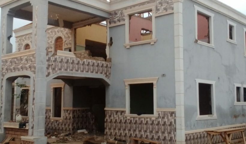 Oyo State Government Demolishes Homes in Ibadan